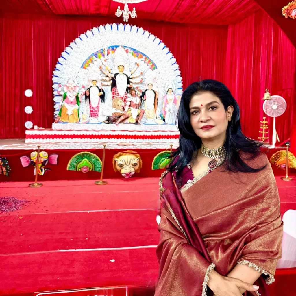 anjana om kashyap salary in aaj tak